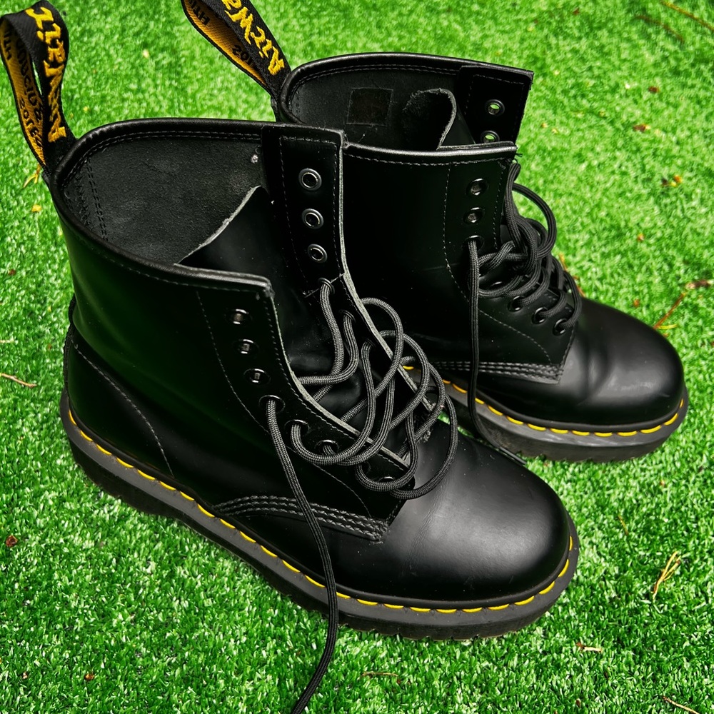 1460 Bex Smooth Leather Platform Dr. Marten’s
